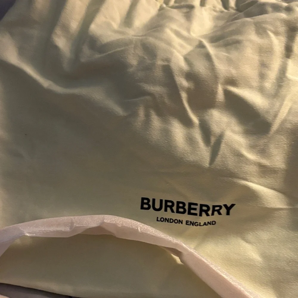 Burberry Light tan Leather Shoulder Bag - Picture 6 of 6